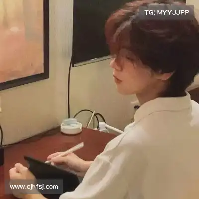 柳渤霆